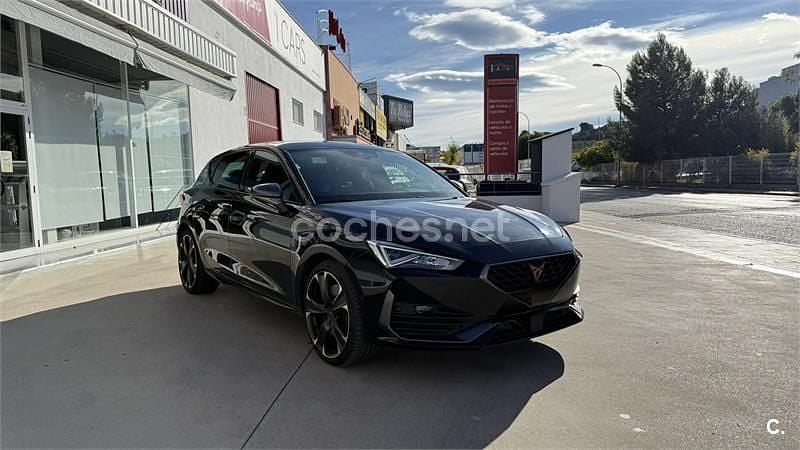 Negro Usado 2021 Cupra Leon VZ Berlina | 24.990 € (Buen precio) - Imagen 1/4