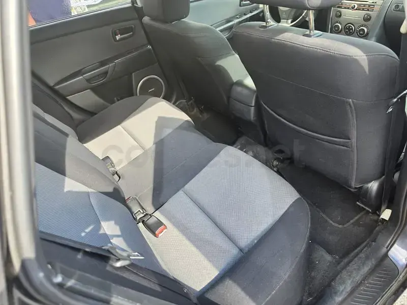 Usado Mazda 3 Active 109 CV (80 kW) 2007 Negro Berlina