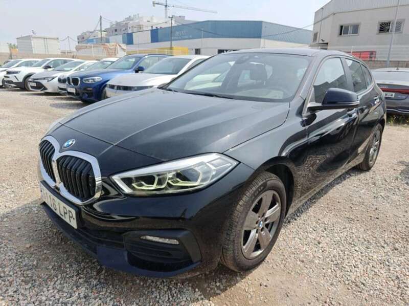 Negro Usado 2021 BMW 116 Utilitario | 18.990 € (Precio justo) - Imagen 1/4