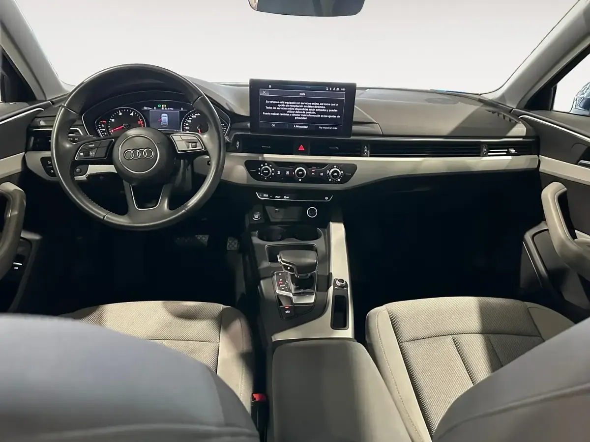 Usado Audi A4 Advanced Plus 163 CV (119 kW) 2019 Azul Familiar
