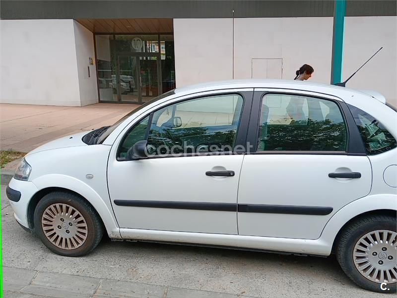 Usado Citroën C3 110 CV (80 kW) 2003 Blanco Berlina