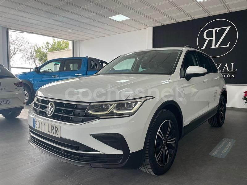 Blanco Usado 2022 VW Tiguan Life SUV | 23.900 € (Precio justo) - Imagen 1/4