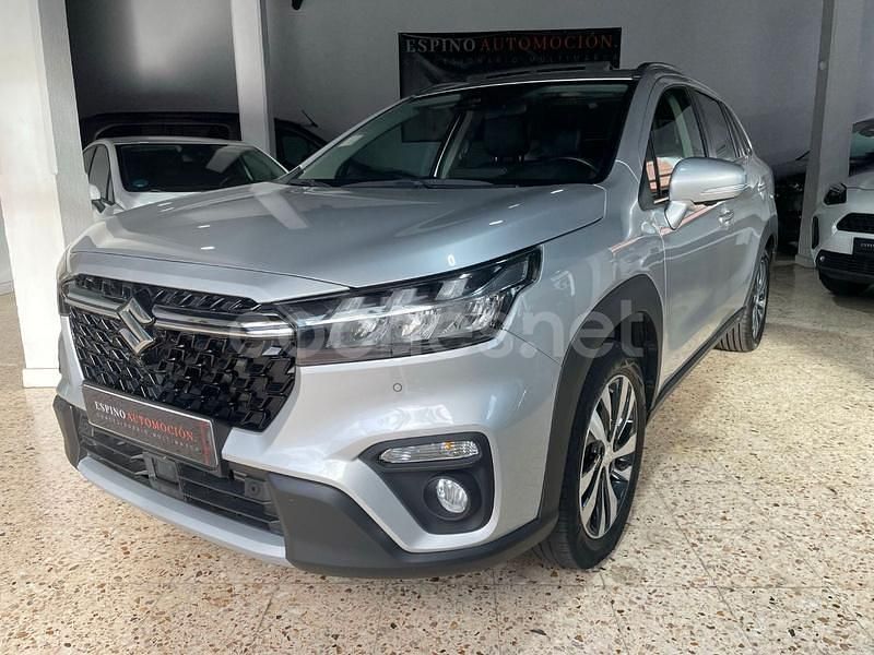 Gris / plata Usado 2023 Suzuki SX4 S-Cross SUV | 21.990 € (Un poco caro) - Imagen 1/4