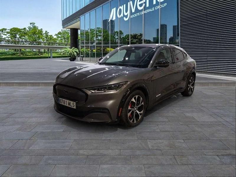 Gris Usado 2023 Ford Mustang Mach-E Premium SUV | 41.800 € (Un poco caro) - Imagen 1/4