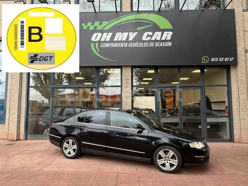Negro Usado 2007 VW Passat Highline Berlina | 5999 € (Precio justo) - Imagen 1/4