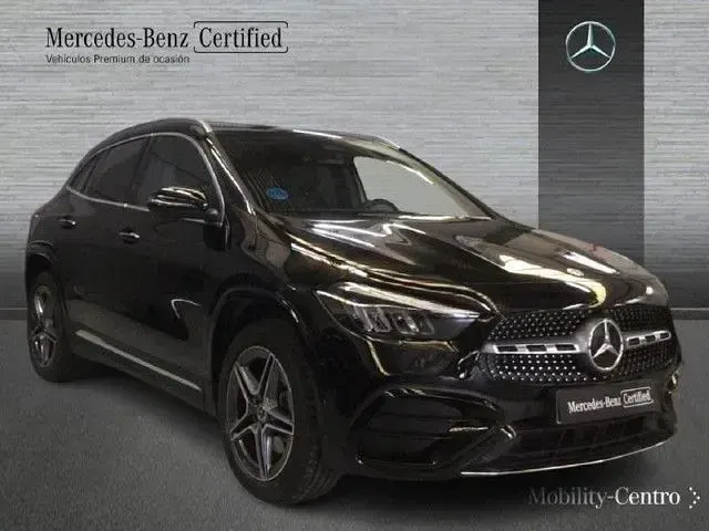 Usado Mercedes GLA250 218 CV (160 kW) 2025 Negro noche SUV