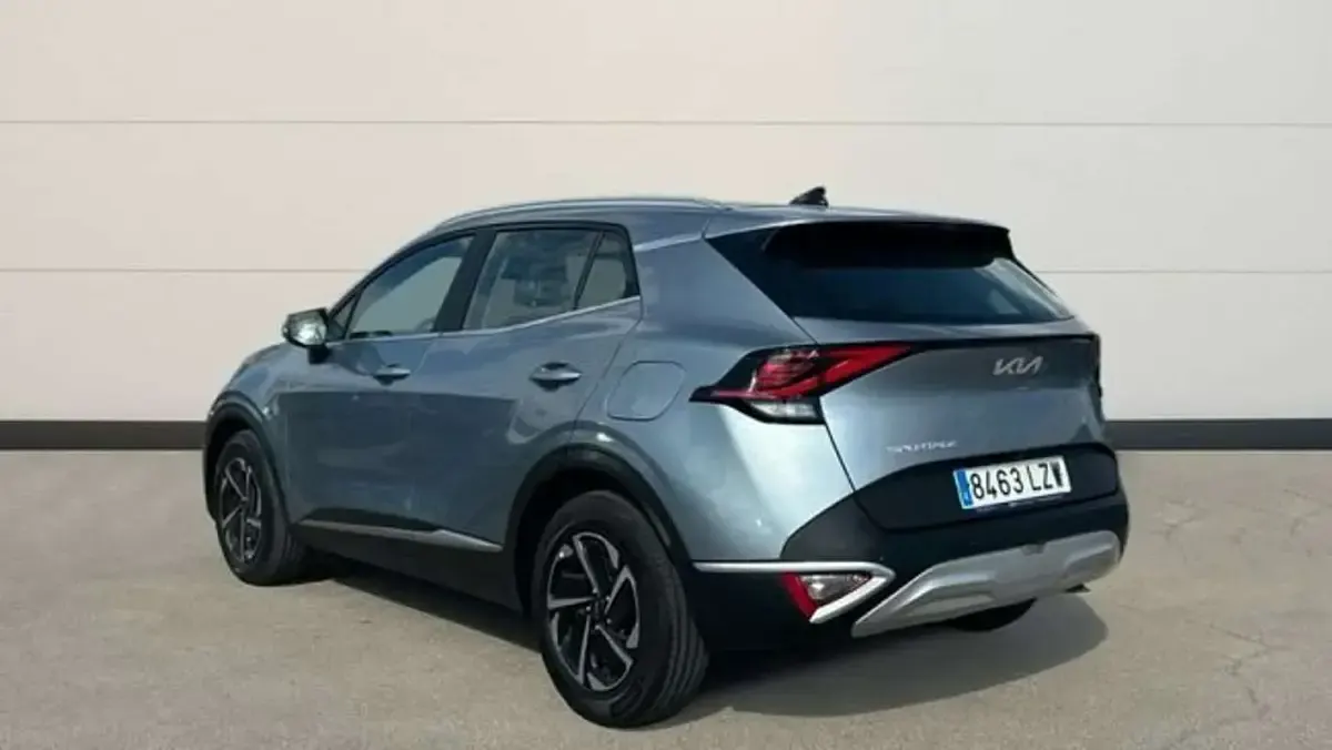Usado Kia Sportage 152 CV (111 kW) 2022 Plateado SUV
