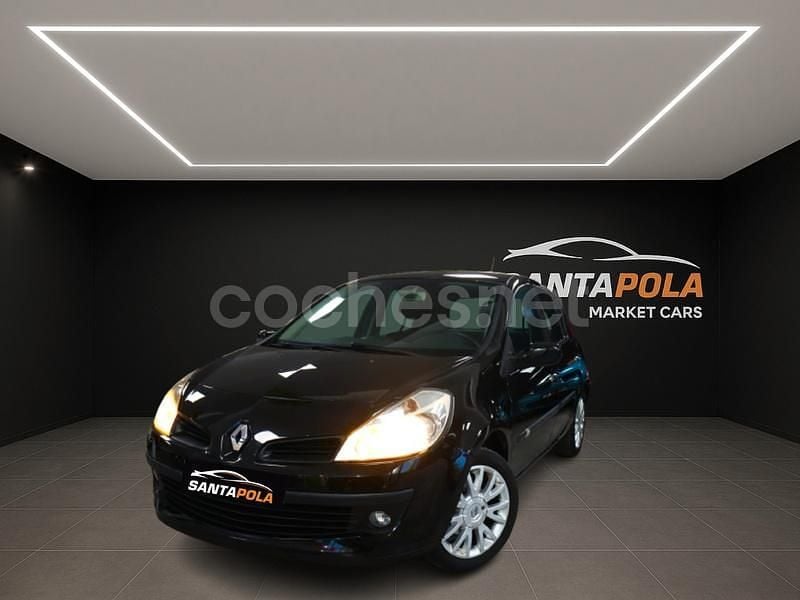 Usado Renault Clio II Campus 75 CV (55 kW) 2008 Negro Berlina