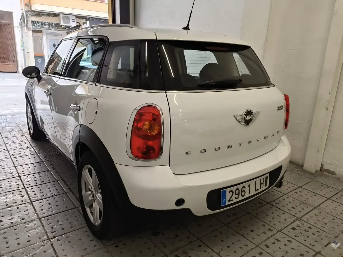 Usado Mini Cooper Countryman 136 CV (100 kW) 2016 Blanco SUV