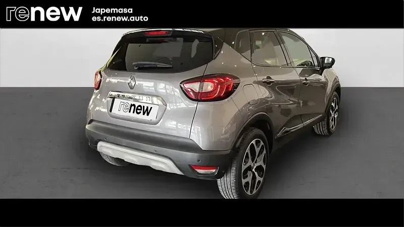 Usado Renault Captur Zen 110 CV (80 kW) 2017 Gris SUV