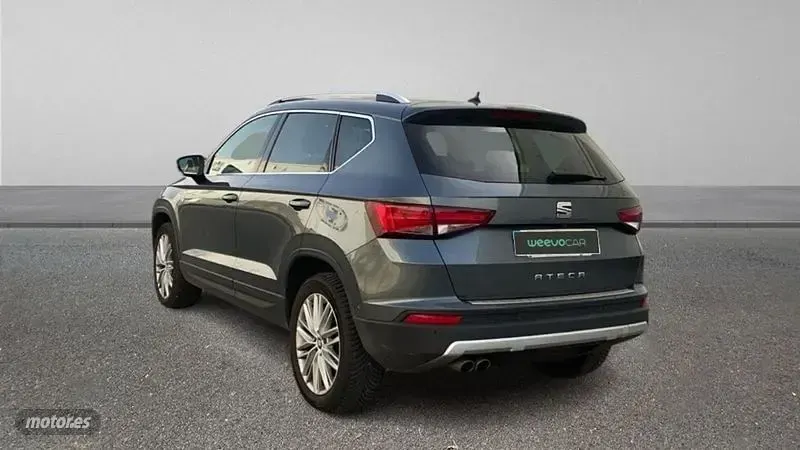 Usado Seat Ateca Style 150 CV (110 kW) 2019 Gris SUV