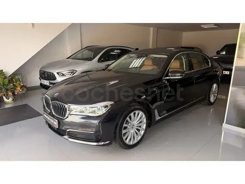 Usado BMW 730 Comfort Edition 265 CV (194 kW) 2016 Negro Berlina