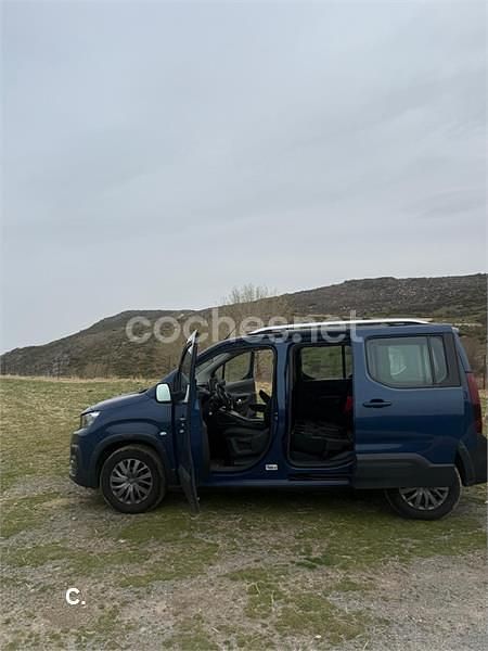Usado Peugeot Rifter Allure 130 CV (95 kW) 2021 Azul Monovolumen