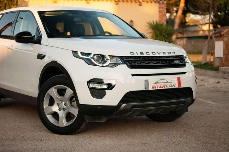 Usado Land Rover Discovery Sport HSE 150 CV (110 kW) 2018 Blanco SUV