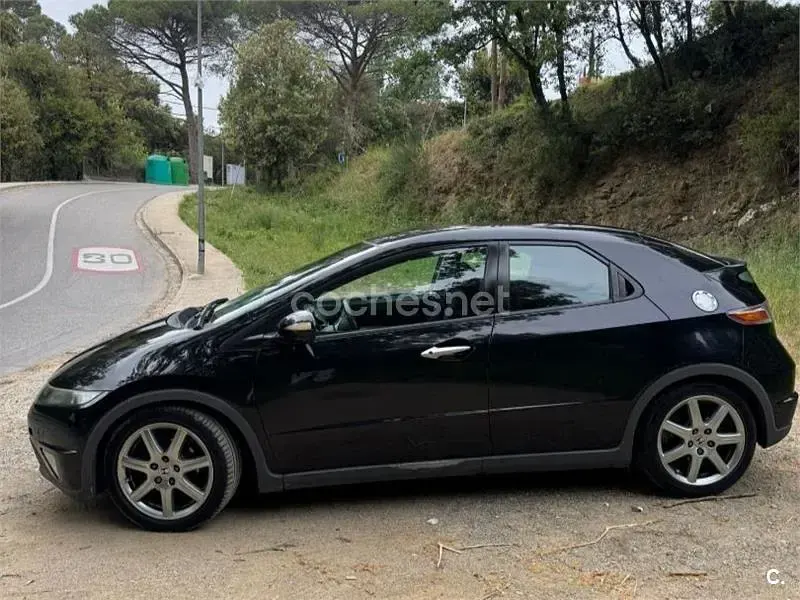 Usado Honda Civic Sport 140 CV (102 kW) 2006 Negro Berlina