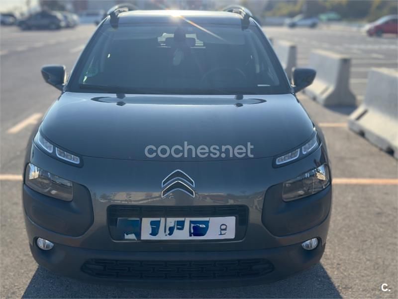 Usado Citroën C4 Cactus Feel 100 CV (73 kW) 2015 Negro Utilitario