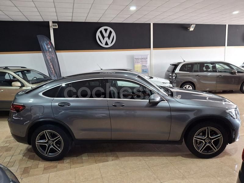 Gris / plata Usado 2021 Mercedes GLC200 SUV | 38.900 € (Un poco caro) - Imagen 1/4