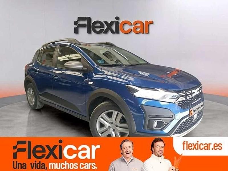 Usado Dacia Sandero Essentiel 101 CV (74 kW) 2023 Azul Utilitario