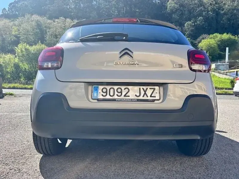 Usado Citroën C3 Shine 75 CV (55 kW) 2017 Beige Berlina