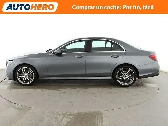 Usado Mercedes E220 AMG line 195 CV (143 kW) 2017 Gris Berlina