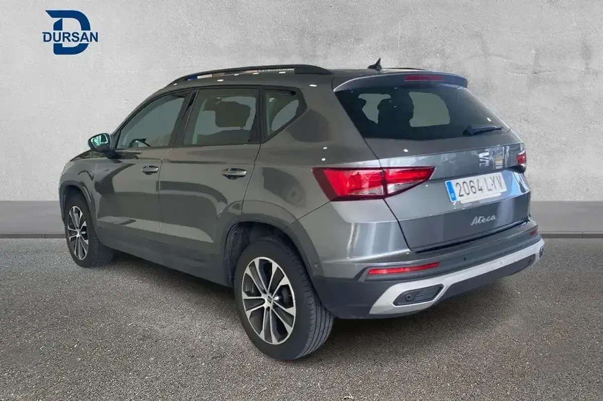 Usado Seat Ateca Style 150 CV (110 kW) 2022 Gris SUV