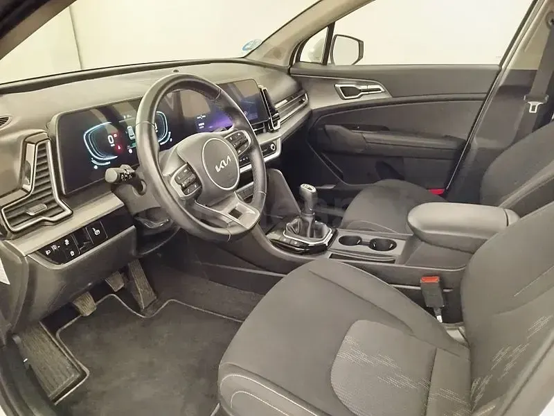 Usado Kia Sportage 150 CV (110 kW) 2024 Blanco SUV