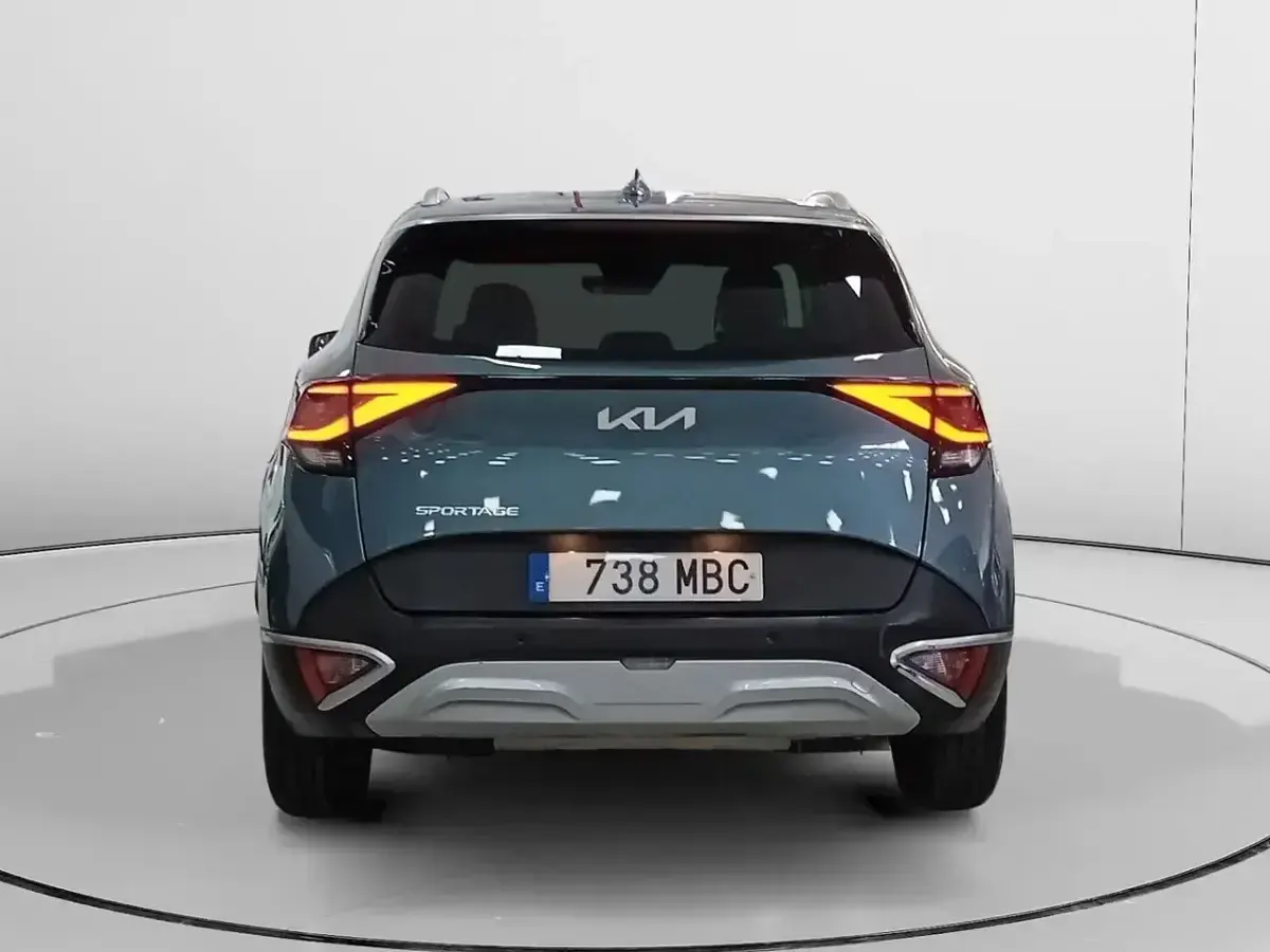 Usado Kia Sportage GT-Line 180 CV (132 kW) 2022 Azul SUV