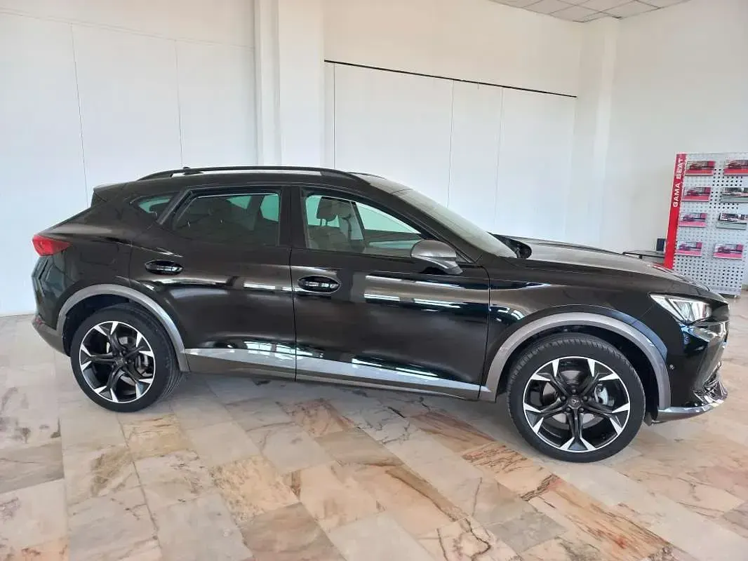 Usado Cupra Formentor 150 CV (110 kW) 2023 Gris SUV