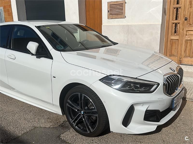 Usado BMW 118 M Sport 136 CV (100 kW) 2020 Blanco Utilitario