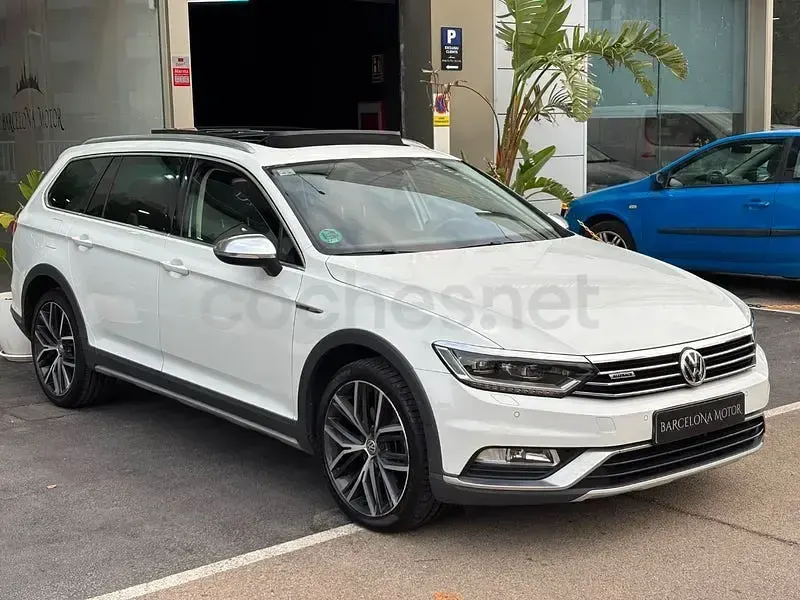 Usado VW Passat Alltrack 190 CV (139 kW) 2016 Blanco Familiar