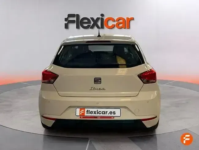 Usado Seat Ibiza Reference 80 CV (58 kW) 2022 Blanco Utilitario