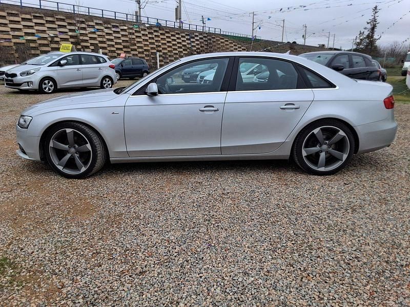 Usado Audi A4 150 CV (110 kW) 2014 Gris plata