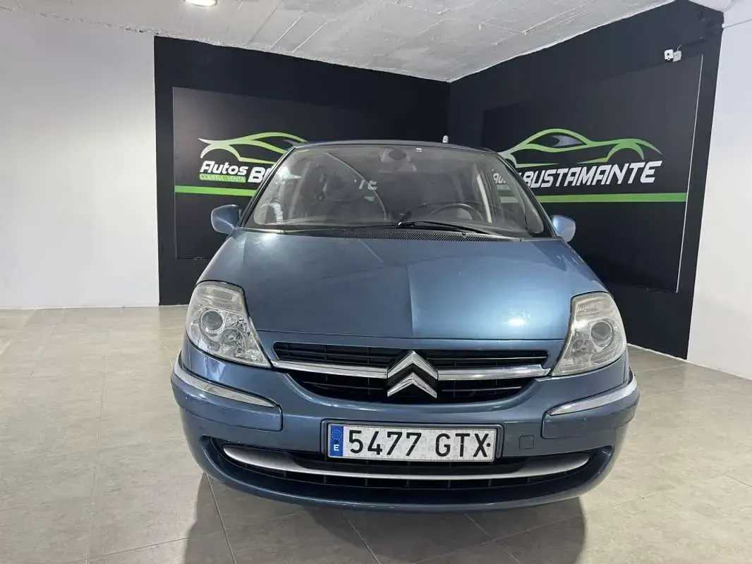 Usado Citroën C8 Exclusive 136 CV (100 kW) 2010 Azul Monovolumen
