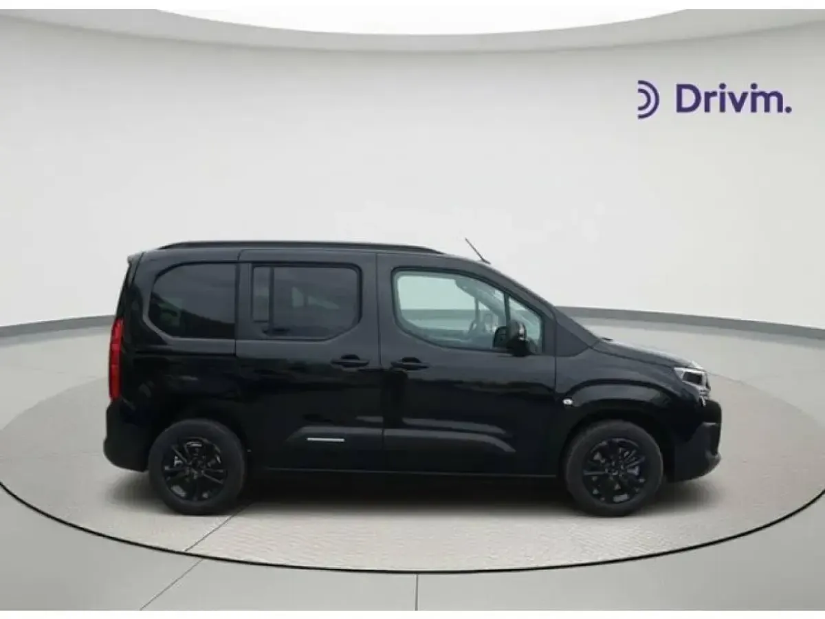 Nuevo Citroën Berlingo 101 CV (74 kW) 2025 Negro Monovolumen