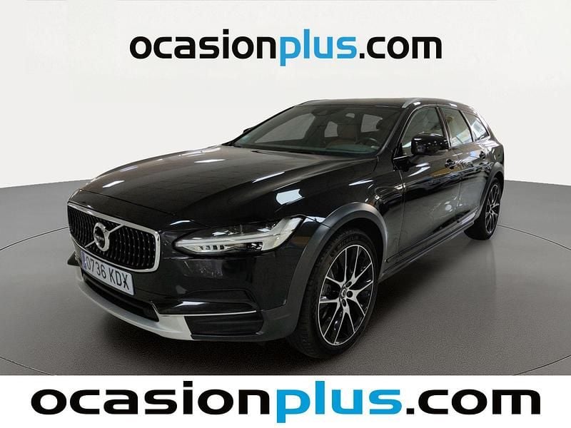 Begagnad Volvo V90 CC 190 HK (139 kW) 2017 Svart Kombi