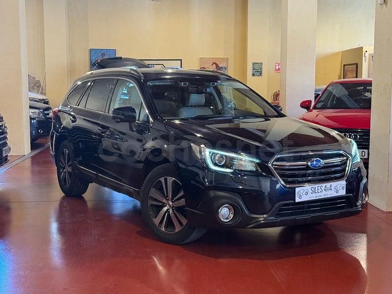 Usado Subaru Outback 175 CV (128 kW) 2018 Azul Familiar