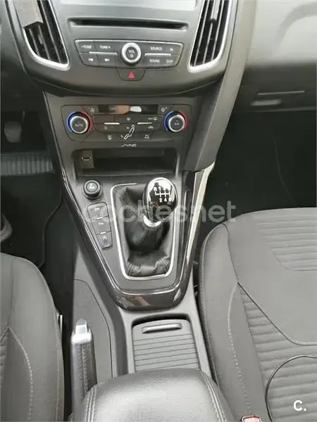 Usado Ford Focus Titanium 120 CV (88 kW) 2015 Blanco Berlina