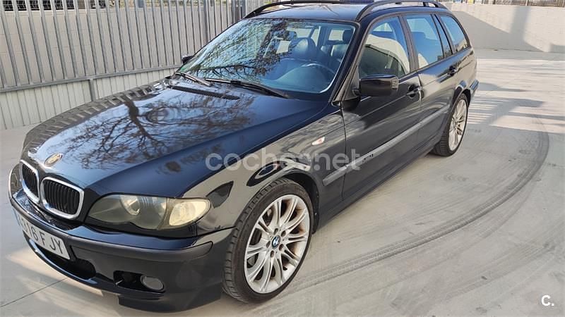 Begagnad BMW 320 150 HK (110 kW) 2003 Svart Kombi