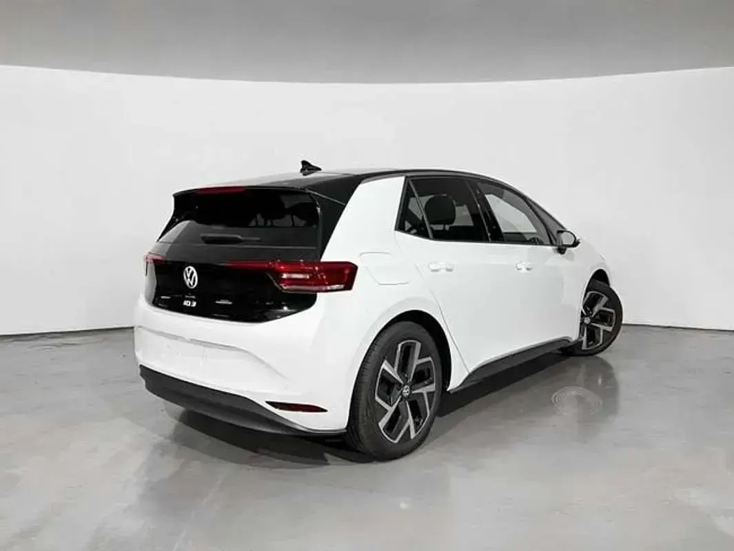 Begagnad VW ID.3 Pro 150 kW (204 HK) 2025 Vit Halvkombi
