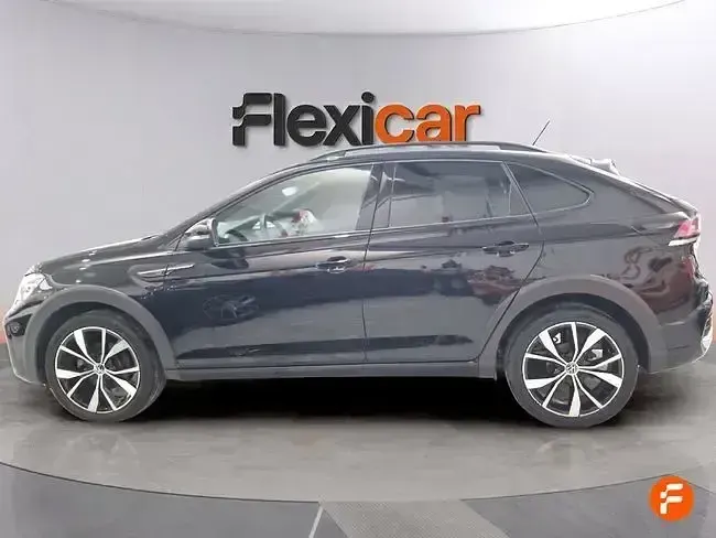 Usado VW Taigo R-line 110 CV (80 kW) 2022 Negro SUV