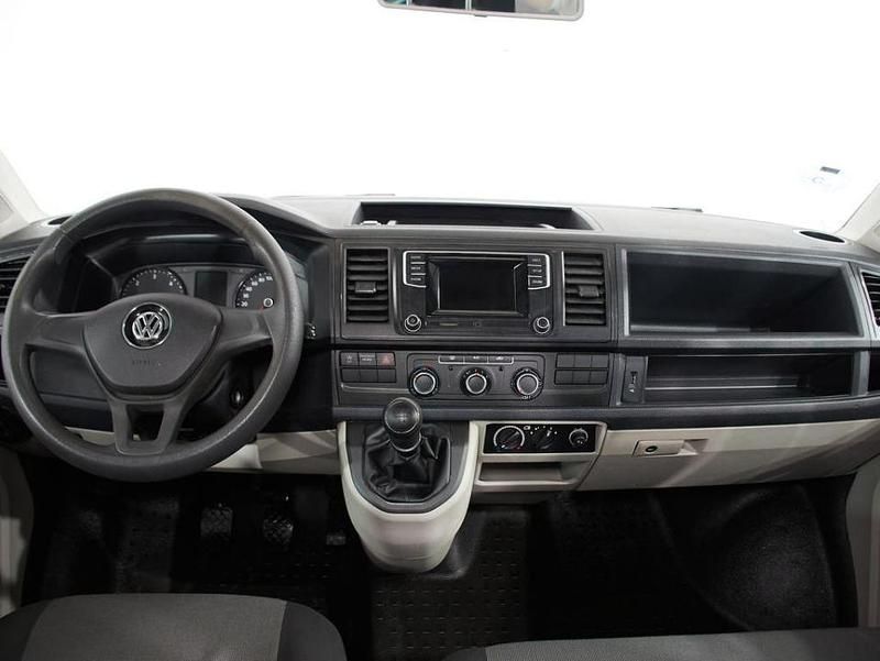 Usado VW T5 102 CV (75 kW) 2015 Pintura metalizada Van