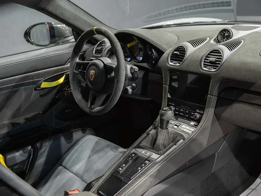 Nuevo Porsche Cayman GT4 500 CV (367 kW) 2025 Gris Coupe