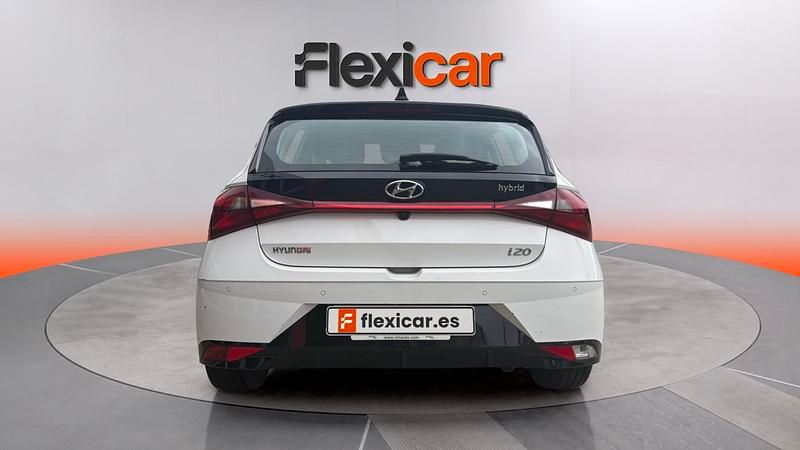 Usado Hyundai i20 101 CV (74 kW) 2020 Blanco Utilitario