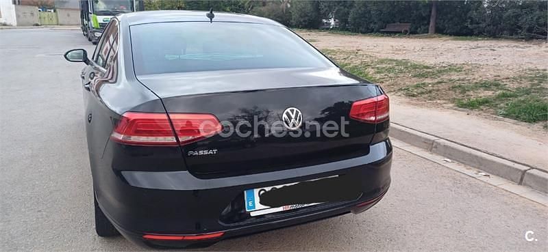 Usado VW Passat Advance 150 CV (110 kW) 2018 Negro Berlina