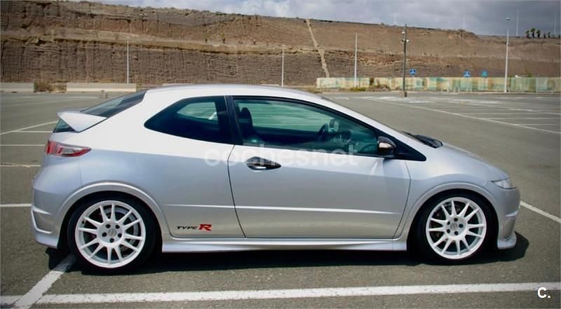 Gris / plata Usado 2008 Honda Civic Type R Berlina | 18.000 € - Imagen 1/4