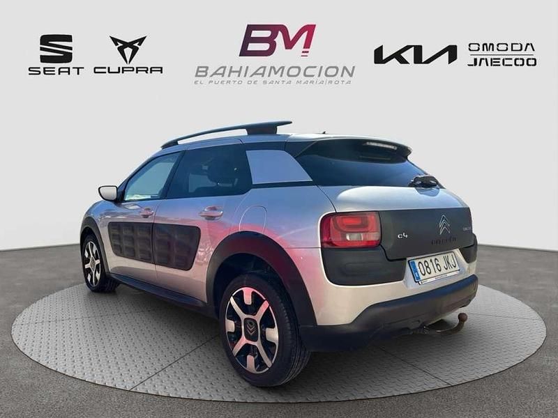 Usado Citroën C4 Cactus Feel 100 CV (73 kW) 2015 Plateado Utilitario