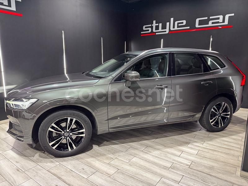 Usado Volvo XC60 Momentum 190 CV (139 kW) 2018 Gris / plata SUV