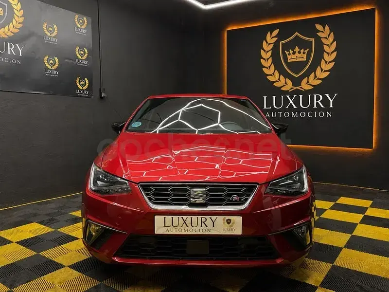 Usado Seat Ibiza FR 110 CV (80 kW) 2021 Rojo Utilitario