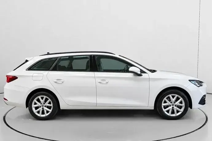 Usado Seat Leon Reference 115 CV (84 kW) 2022
