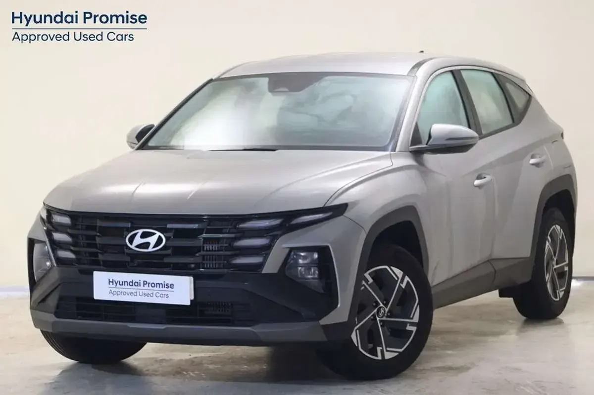 Usado Hyundai Tucson 160 CV (117 kW) 2025 Gris SUV